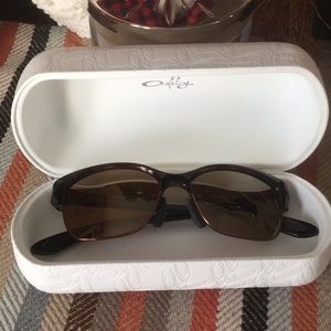 Oakley woman's RSVP